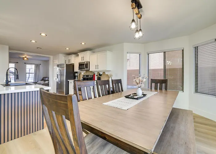 Holiday home Spacious San Tan Valley W/ Private Outdoor Oasis