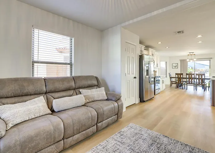 Spacious San Tan Valley W/ Private Outdoor Oasis *
