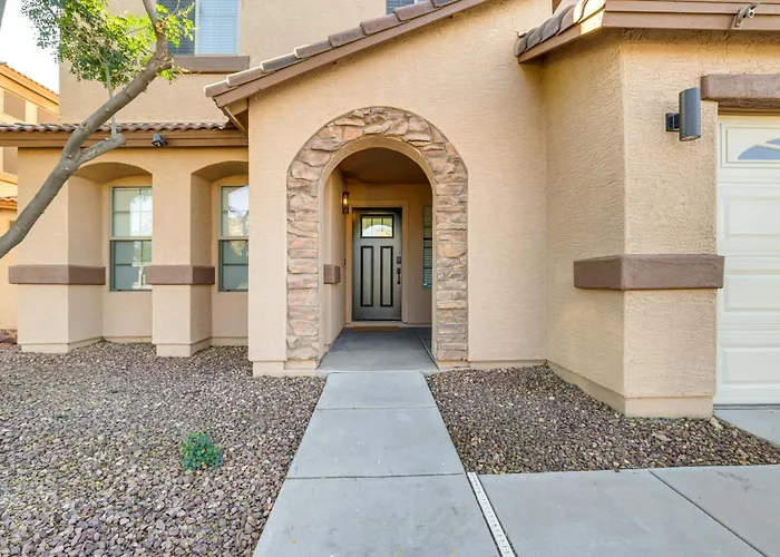 Holiday home Spacious San Tan Valley W/ Private Outdoor Oasis *